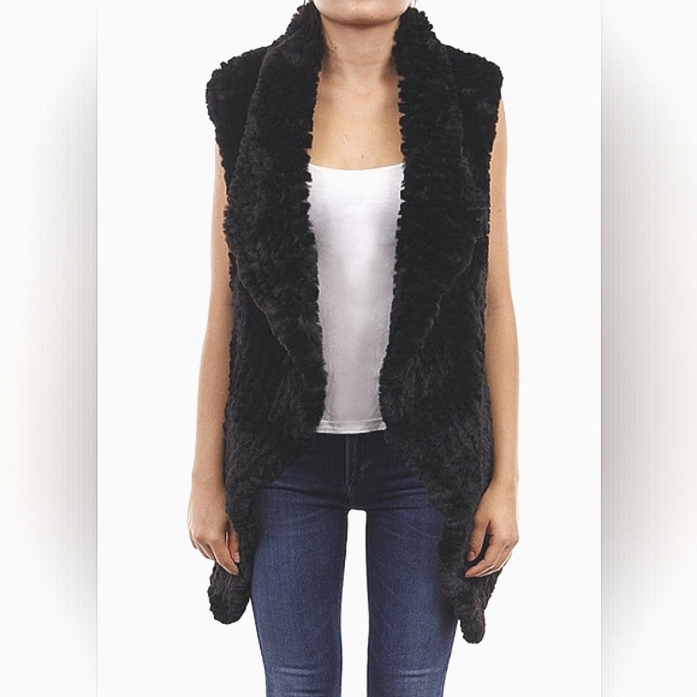 DOLCE CABO | Navy Faux Fur Rex Vest